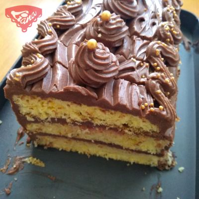 Gluten-free and dairy-free chocolate cut