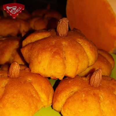 Gluten-free cottage cheese pumpkins