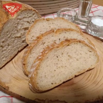 Gluten-free bread with yogurt