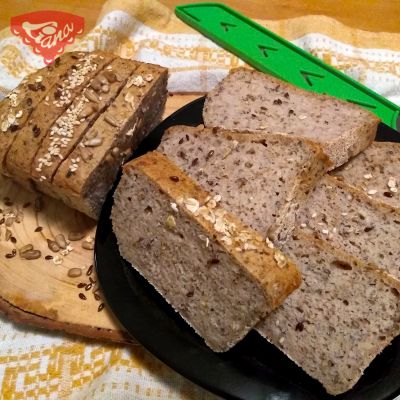 Gluten-free seed brick