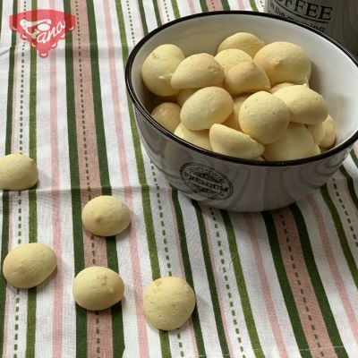 Homemade gluten-free sponge cakes