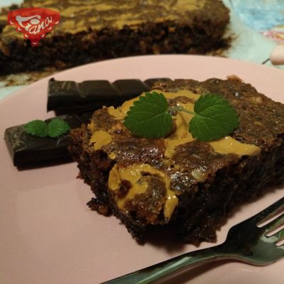 Gluten-free brownies with peanut butter