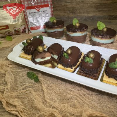 Chocolate-mint foam with mirror coating