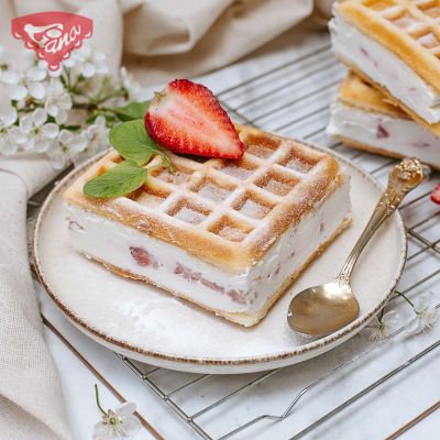 Gluten-free waffle dessert