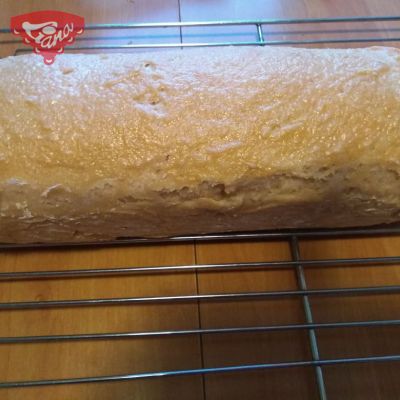 Gluten-free sourdough toast bread