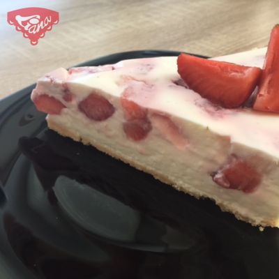Unbaked gluten-free cheesecake
