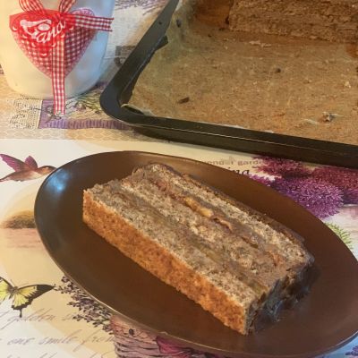 Gluten-free nut dessert with cocoa filling