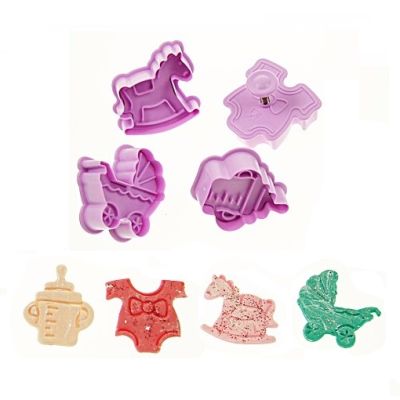 Vykrajovačky kočík, koník, body, fľaša