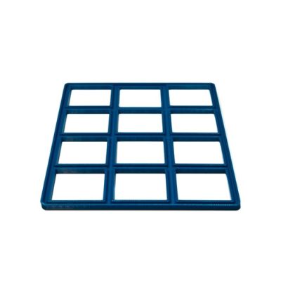 Quadratische Kuchenform für 12 Stück