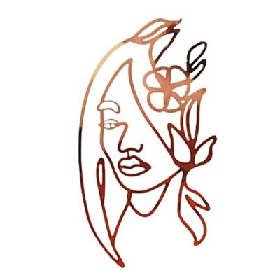 Goldenes Frauengesicht, in die Seite eines Acrylkuchens geschnitzt