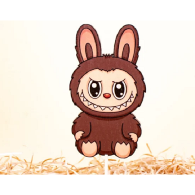 Labubu Zapfenverbindung braunes Holz