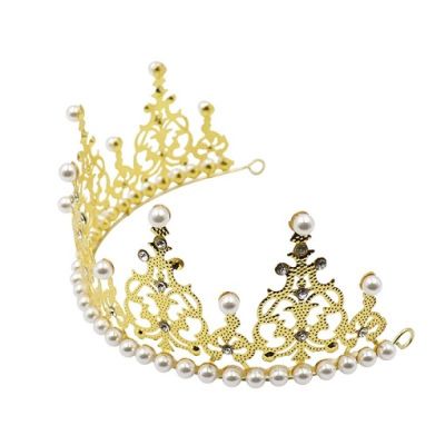 Arany korona gyöngyökkel 15 cm