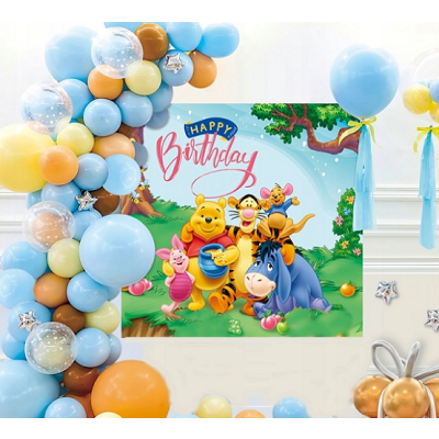 Balloon garland + Winnie the Pooh poster