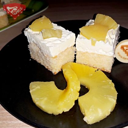 Gluten-free pineapple cut