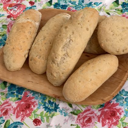 Gluten-free rolls and buns from Bread mix white Liana