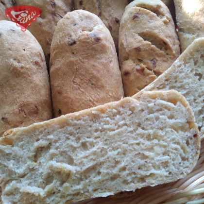 Glutenfreie Baguettes mit Zwiebeln