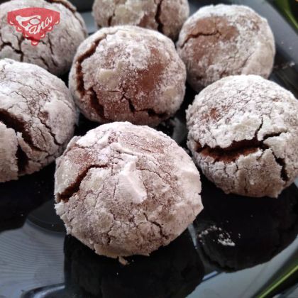 Gluten-free chocolate crinkles