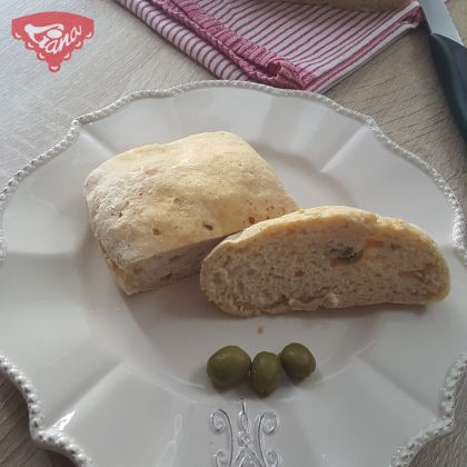 Glutenfreies Ciabatta mit Oliven