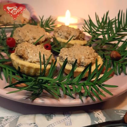 Glutenfreie Cupcakes mit Nussdeckel