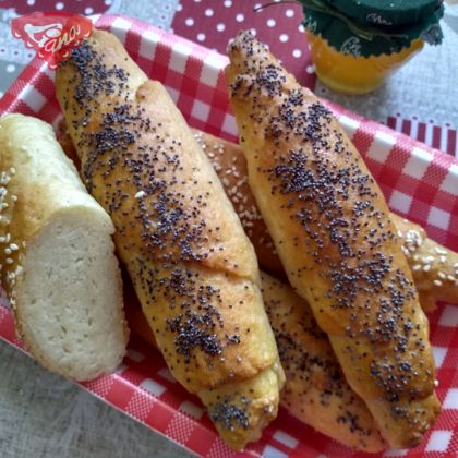 Gluten-free honey rolls with poppy seeds and sesame