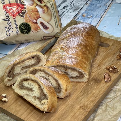 Bezglutenowy strudel orzechowy