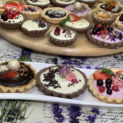 Gluten-free chocolate and fruit tartlets