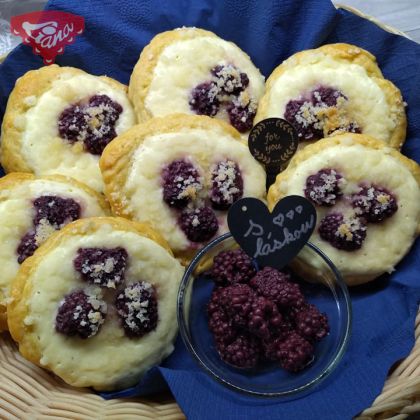 Glutenfreie Käsekuchen mit Brombeeren