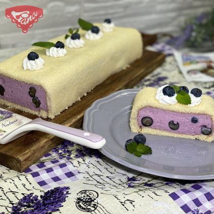 Gluten-free blueberry tunnel