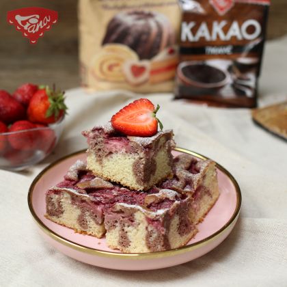 Gluten-free two-color bubble wrap with strawberries