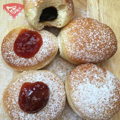 Donuts auf einem Blatt