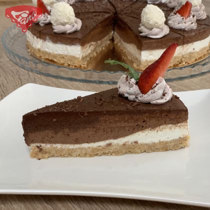 Three-color chocolate cheesecake