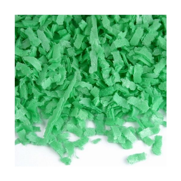 Posypać wafelkiem 100g pistacji