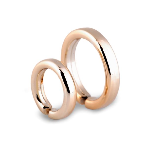 A pair of thin golden hoops