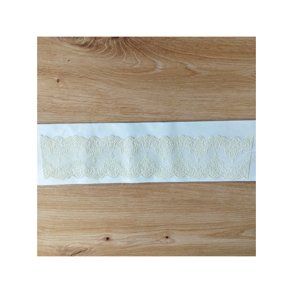 Sugar lace white ornaments