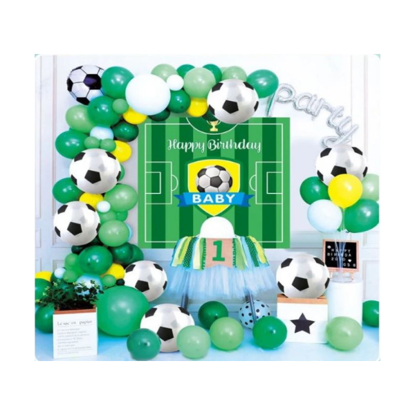 Garland balloons + football poster