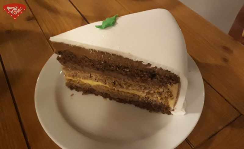 Gluten-free cake like from a confectioner