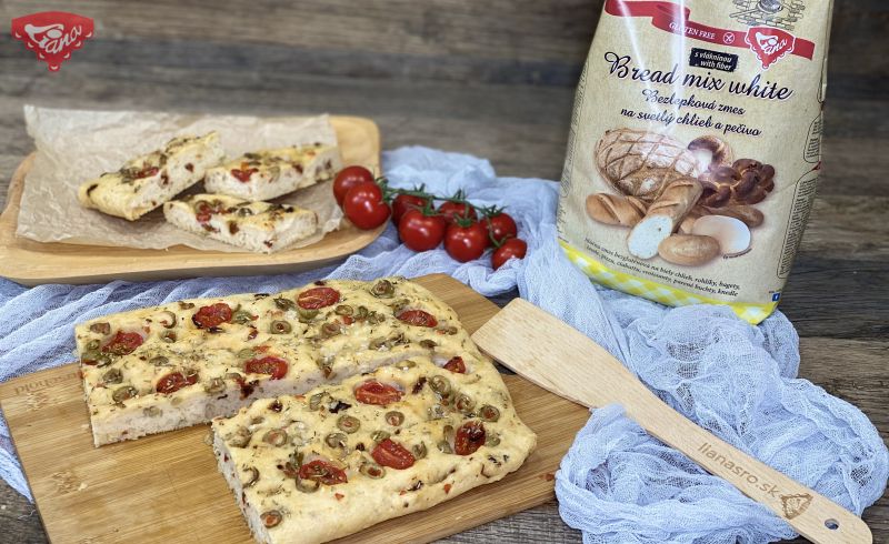 Bezlepkový italský chléb focaccia