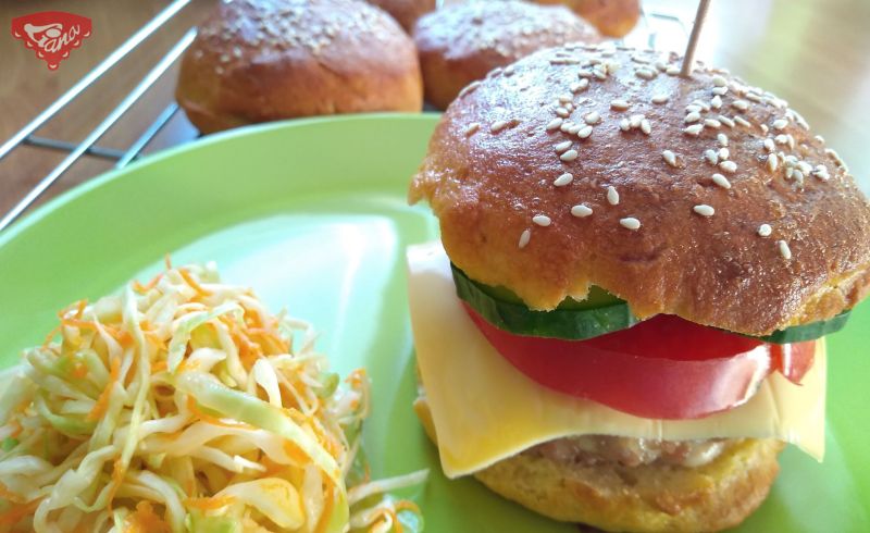 Glutenfreie Hamburgerbrötchen