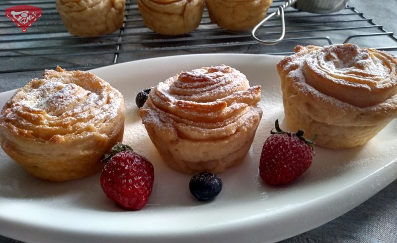 Ingeniously sweet gluten-free sourdough cruffins