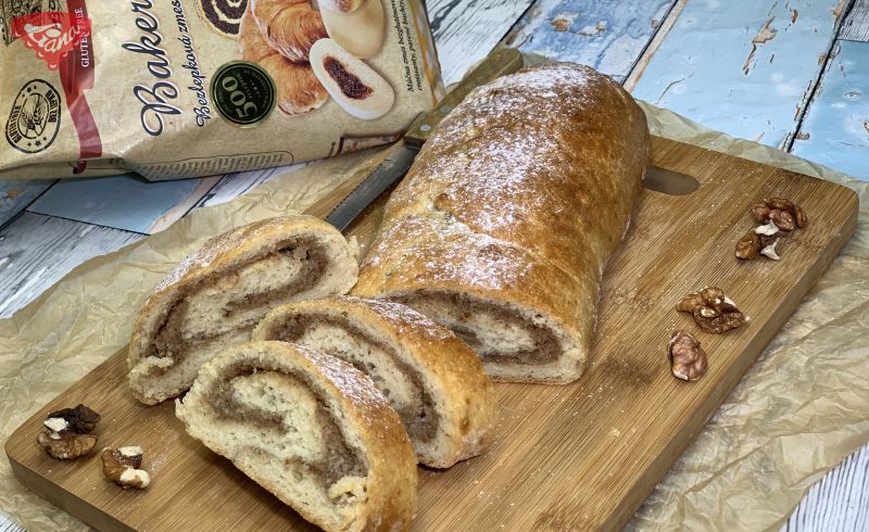 Glutenfreier Nussstrudel