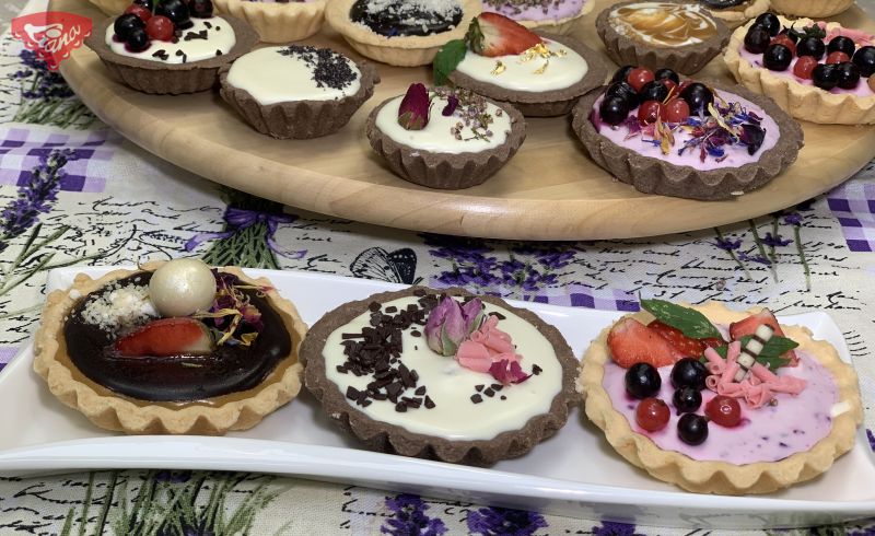 Gluténmentes csokoládé és gyümölcs tartlet