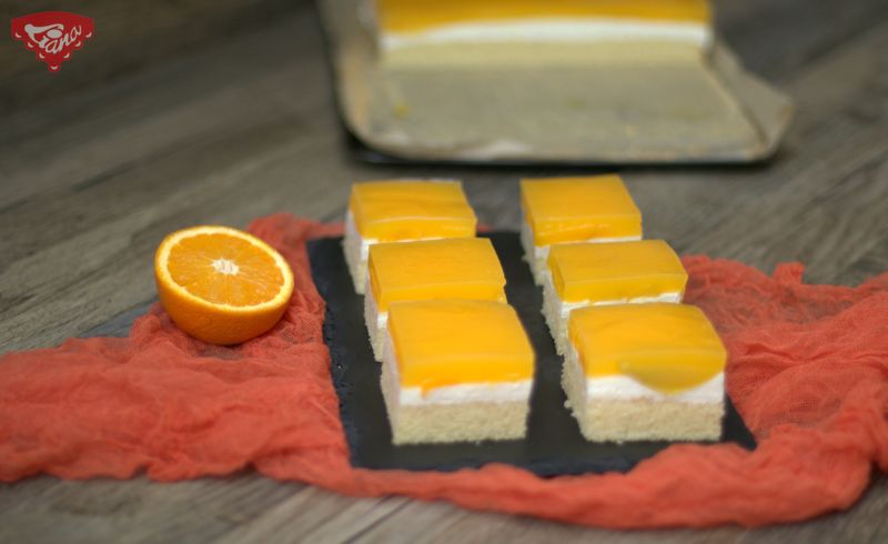 Svieži bezlepkový pomarančový koláč
