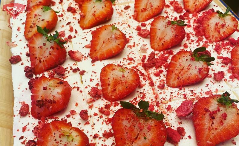 Gluten-free strawberry mascarpone slices