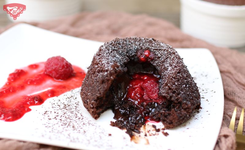 Gluten-free lava cake