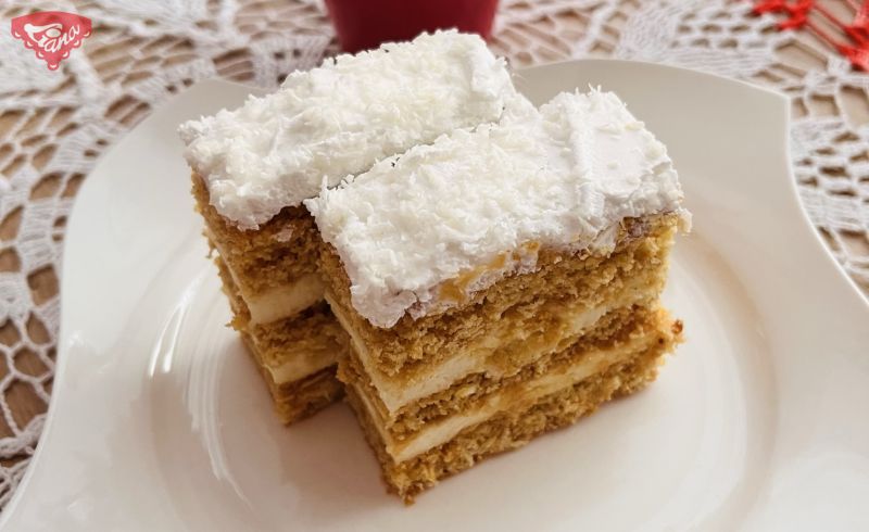 Gluten-free cream-coconut slices