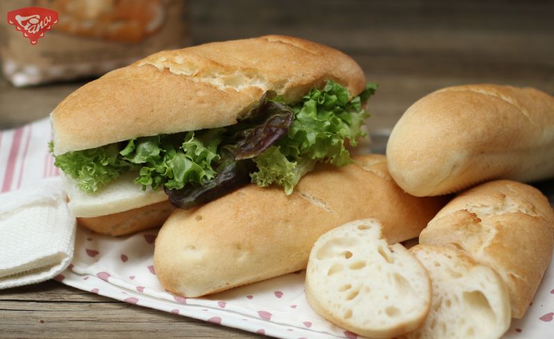 Gluten-free filled baguettes