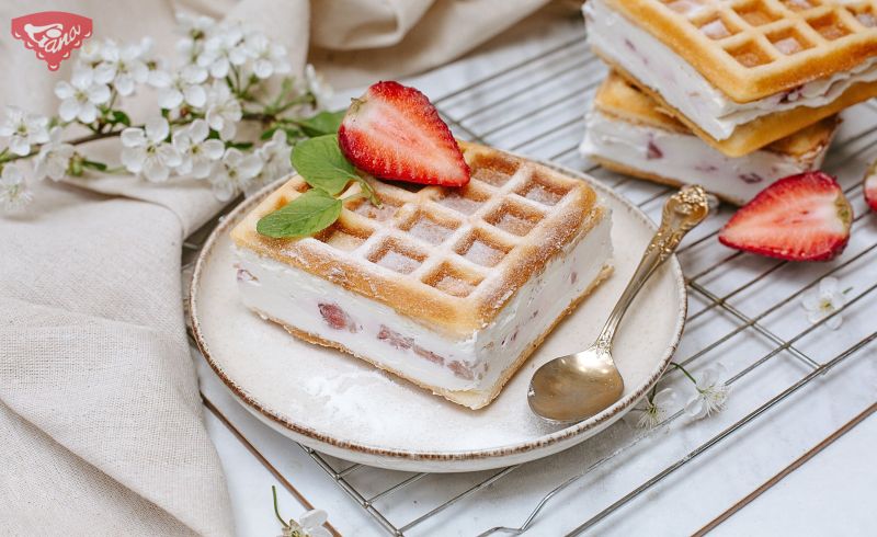 Glutenfreies Waffeldessert