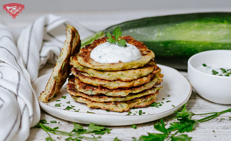 Gluten-free zucchini pancakes with yogurt-herb dip