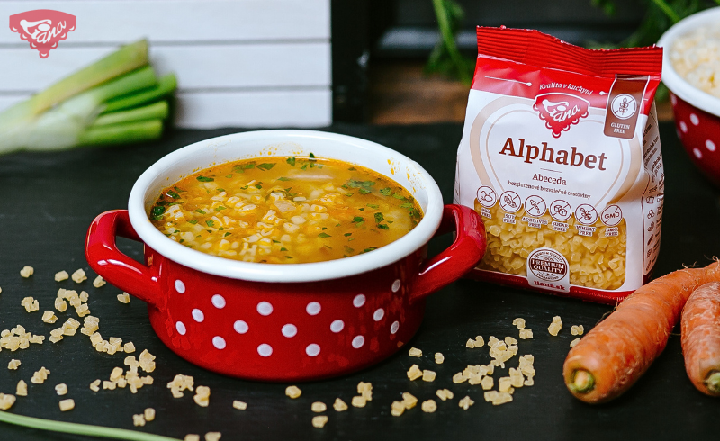 Vegetable soup with gluten-free letters