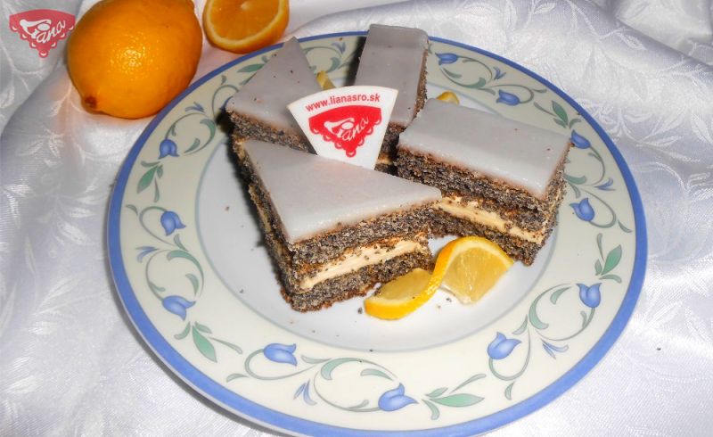 Glutenfreier Mohnkuchen mit Zitronenglasur